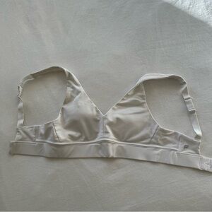 Fabletics white v neck sports bra